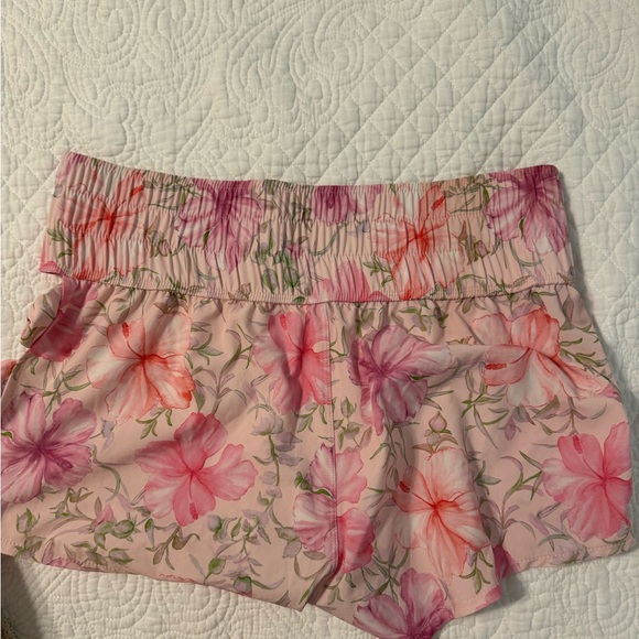 Love shack fancy x hurley athletic shorts - Picture 4 of 4